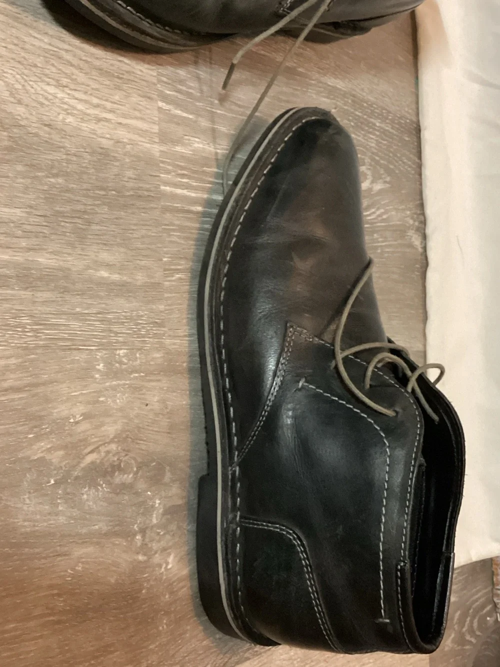 Steve Madden Black Leather Derby Lace-Up Shoes